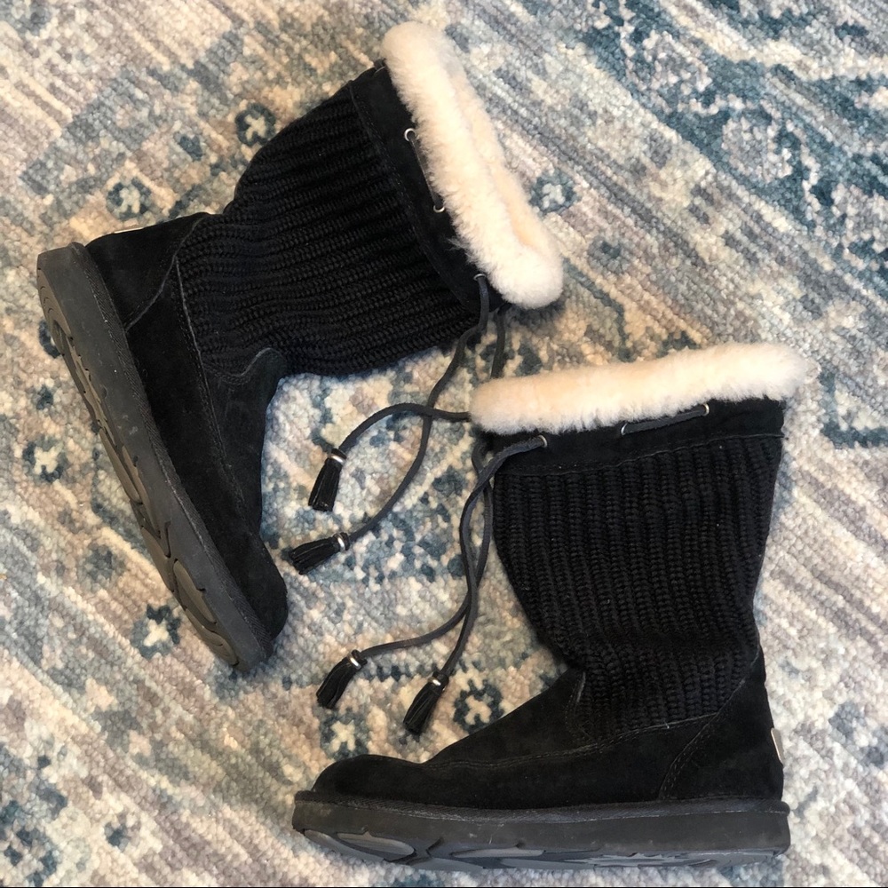 WOMENS UGG Suburban Boots